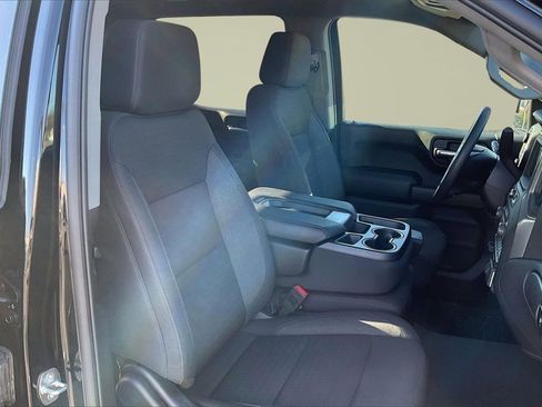 Used 2024 Chevrolet Silverado 1500 Custom Trail Boss w/ LPO, Dark Essentials Package image 7