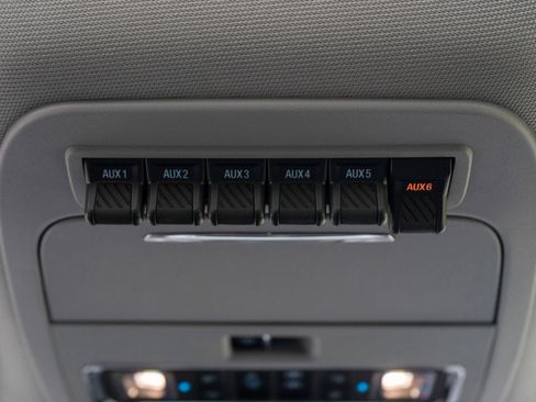 Used 2025 Ford F250 Lariat w/ Lariat Ultimate Package AWD/4WD image 24