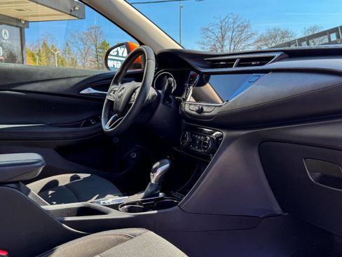 Used 2022 Buick Encore GX Select w/ Experience Buick Package image 12