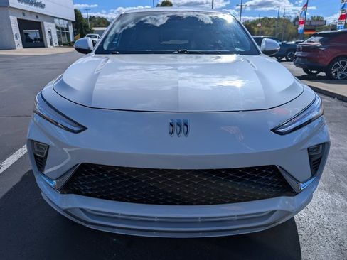 Used 2024 Buick Envista Avenir image 8