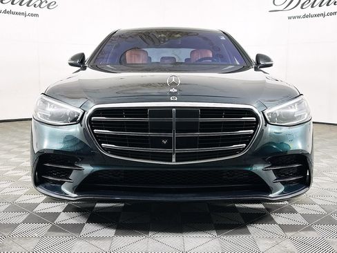 Used 2021 Mercedes-Benz S 580 4MATIC Sedan image 2