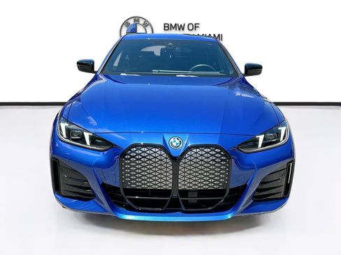 Used 2025 BMW i4 eDrive40 w/ M Sport Package RWD image 2