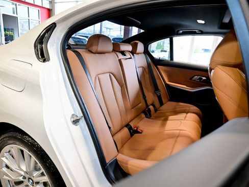 Used 2023 BMW 330i xDrive Sedan w/ Driving Assistance Package image 22