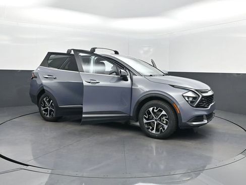 Used 2023 Kia Sportage EX image 38