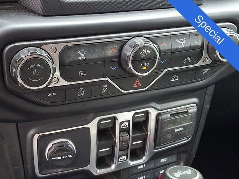 Used 2021 Jeep Wrangler Unlimited Sport image 13