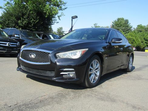 Used 2014 INFINITI Q50 Premium w/ All Weather Package RWD image 3