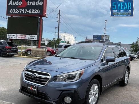 Used 2018 Subaru Outback 2.5i Premium AWD/4WD image 1