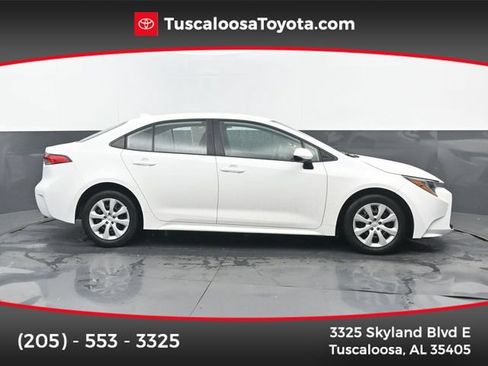 Used 2024 Toyota Corolla LE FWD image 1