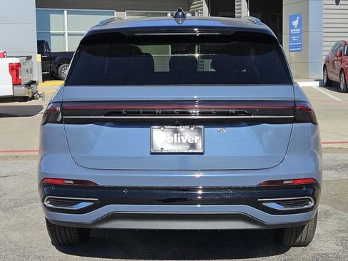 New 2026 Lincoln Nautilus Reserve image 7