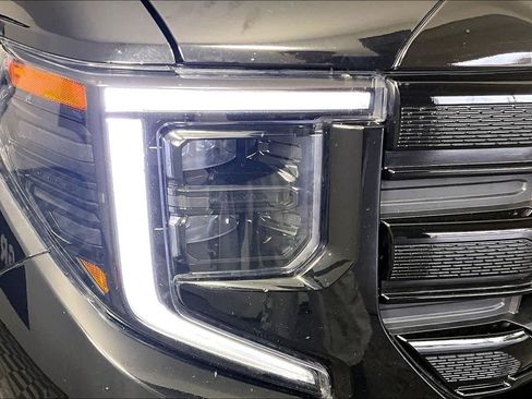 Used 2023 GMC Sierra 1500 Elevation AWD/4WD image 27