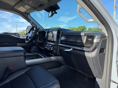 New 2026 Ford F350 Lariat image 19