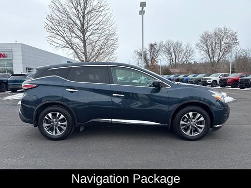 Used 2017 Nissan Murano S w/ Navigation Package image 9