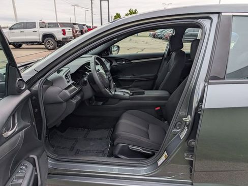 Used 2019 Honda Civic EX image 10