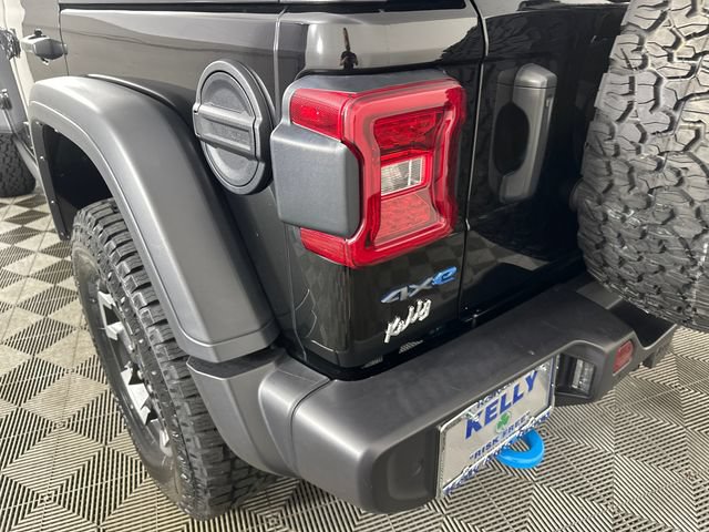 Used 2024 Jeep Wrangler Unlimited Rubicon 4xe w/ Technology Group AWD/4WD image 30