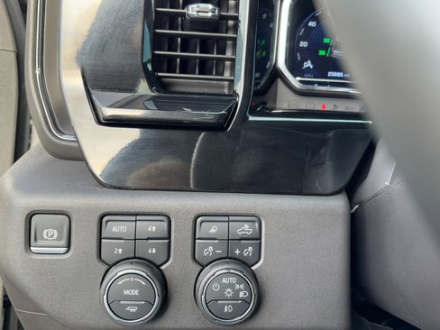 Used 2024 Chevrolet Silverado 1500 ZR2 w/ LPO, Dark Essentials Package image 28