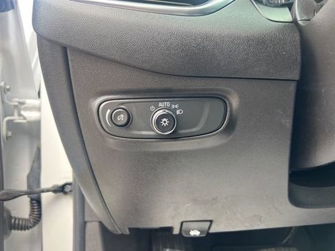 Used 2024 Chevrolet Equinox LS w/ LS Convenience Package FWD image 22