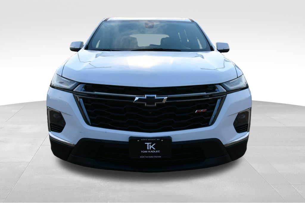 Used 2023 Chevrolet Traverse RS w/ LPO, Floor Liner Package AWD/4WD image 11