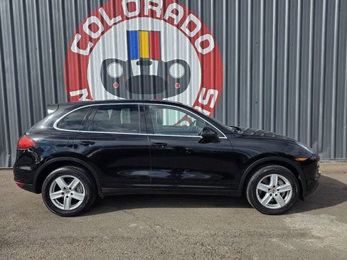 Used 2012 Porsche Cayenne S image 4