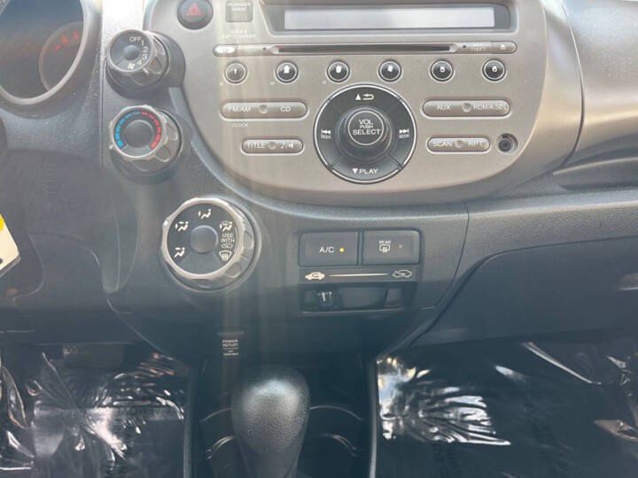 Used 2009 Honda Fit image 16