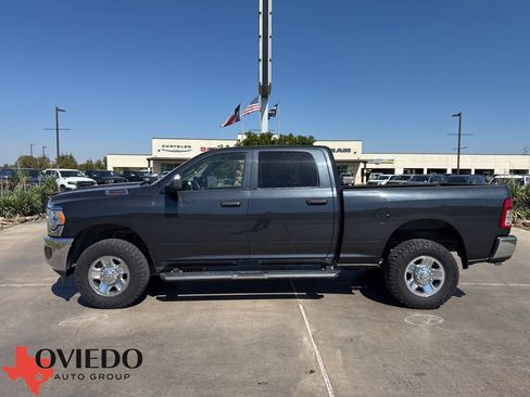 Used 2020 RAM 2500 Tradesman w/ Chrome Appearance Group AWD/4WD image 1
