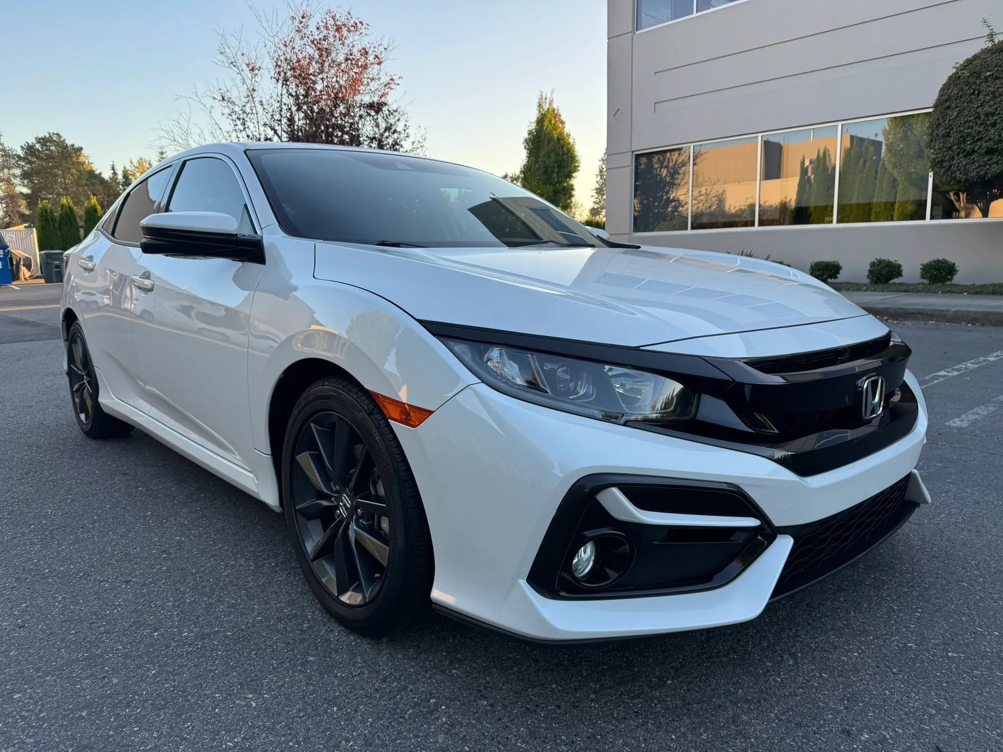 Used 2020 Honda Civic EX image 2