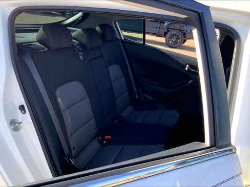 Used 2016 Kia Forte EX image 20