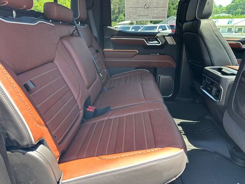 New 2026 GMC Sierra 1500 Denali Ultimate AWD/4WD image 16