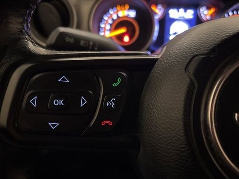 Used 2020 Jeep Wrangler Unlimited Sport S image 13