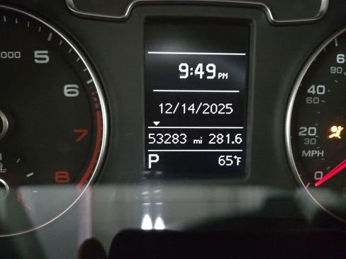 Used 2018 Audi Q3 2.0T Premium w/ Convenience Package image 28