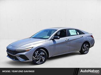 New 2025 Hyundai Elantra SEL