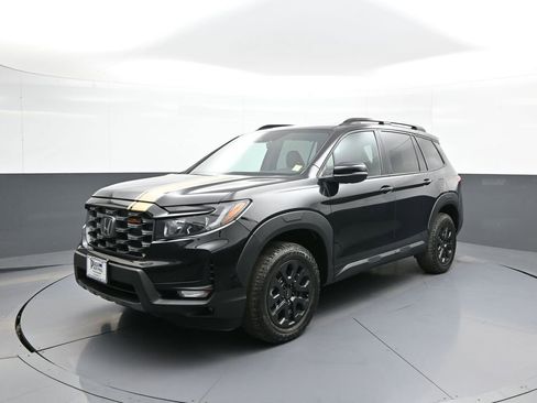 Certified 2023 Honda Passport TrailSport image 10