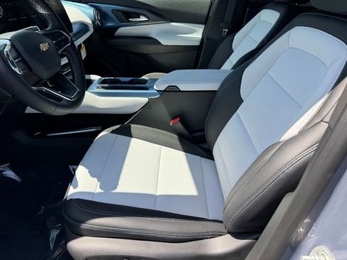 New 2026 Chevrolet Equinox EV LT FWD image 14