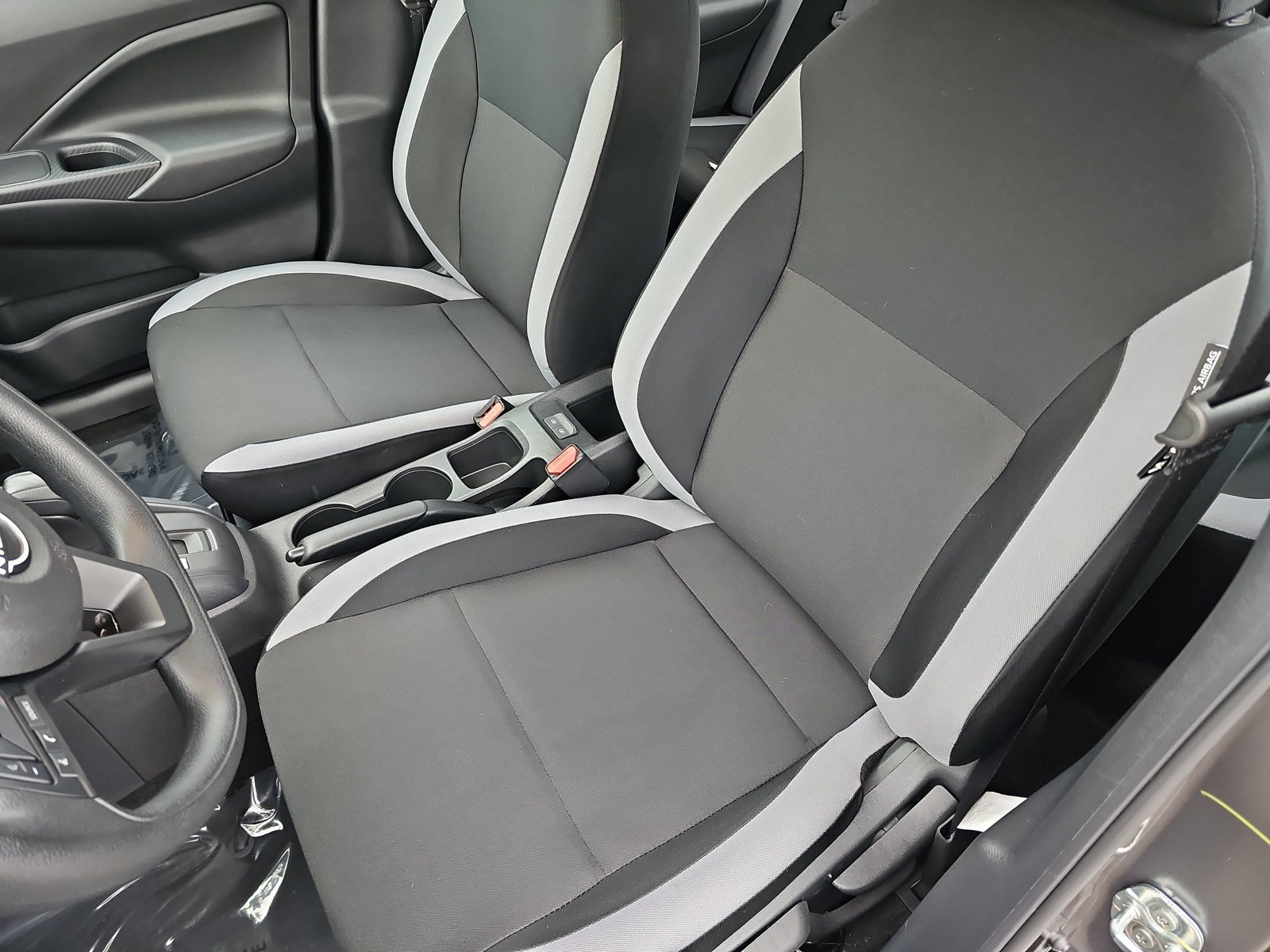 Used 2025 Nissan Versa S w/ Trunk Package FWD image 12