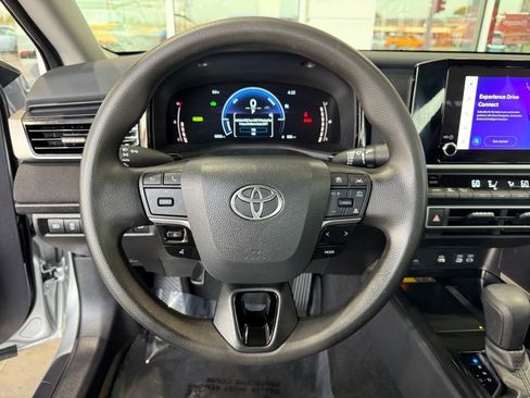 Certified 2025 Toyota Camry LE image 22