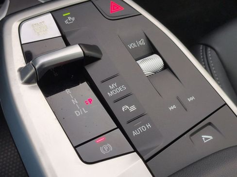 Certified 2025 BMW X1 xDrive28i image 30