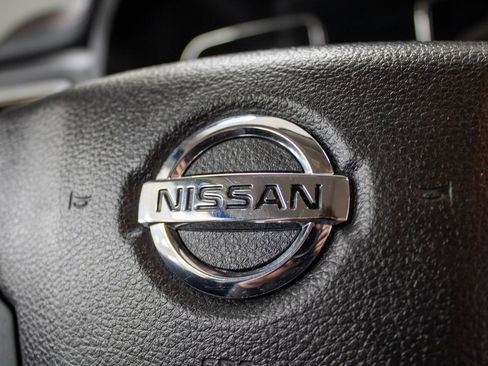 Used 2016 Nissan Titan Platinum Reserve image 23