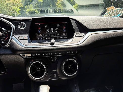 Used 2022 Chevrolet Blazer LT AWD/4WD image 13