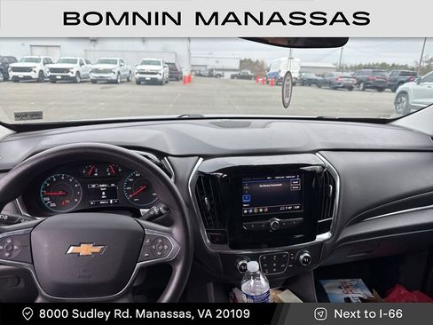 Used 2020 Chevrolet Traverse LS image 6