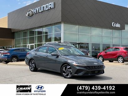 Used 2024 Hyundai Elantra SEL w/ Convenience Package