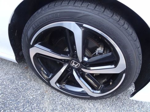 Used 2020 Honda Accord Sport image 14