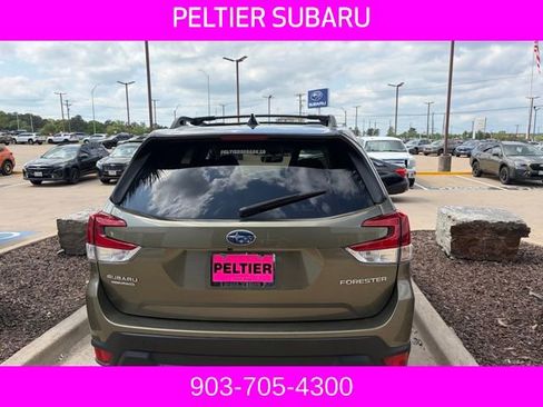 Used 2024 Subaru Forester Premium image 14