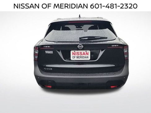 New 2026 Nissan Kicks SV w/ SV Premium Package FWD image 4