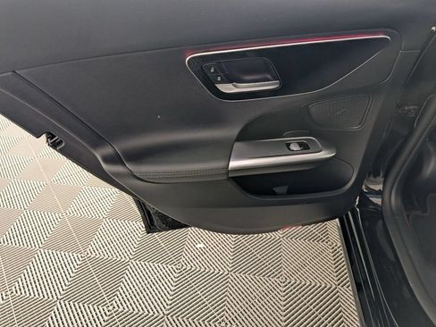 Used 2024 Mercedes-Benz C 300 Sedan image 27