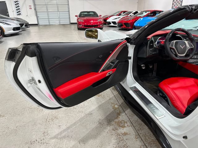Used 2014 Chevrolet Corvette Stingray Convertible w/ 3LT Preferred Equipment Group RWD image 17