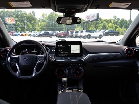 Used 2025 Chevrolet Blazer RS FWD image 19