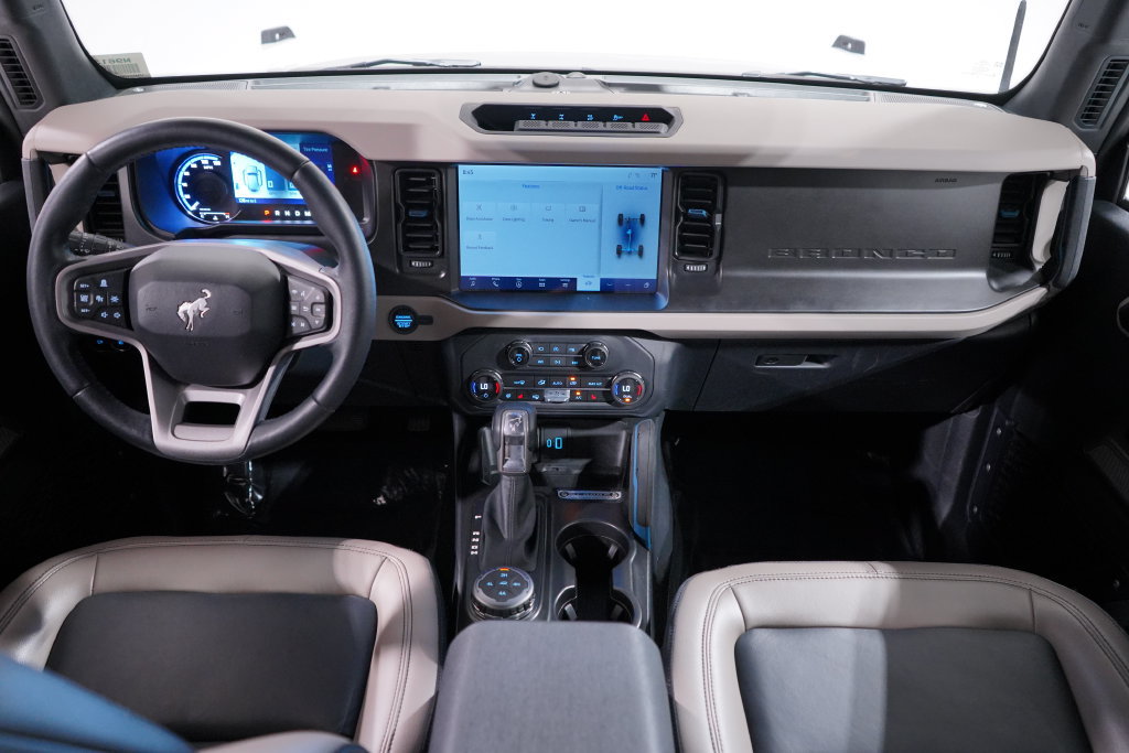Used 2023 Ford Bronco Wildtrak AWD/4WD image 16