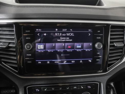 Used 2023 Volkswagen Atlas SE image 28