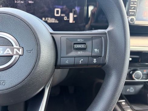 Used 2025 Nissan Kicks S FWD image 10