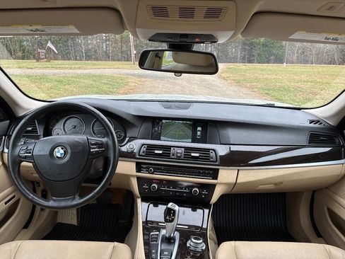 Used 2013 BMW 528i xDrive Sedan image 21