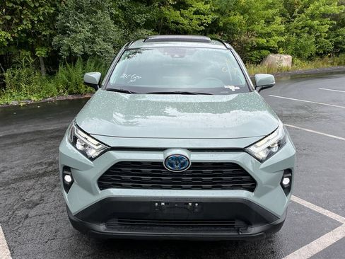 Used 2023 Toyota RAV4 XLE Premium AWD/4WD image 32